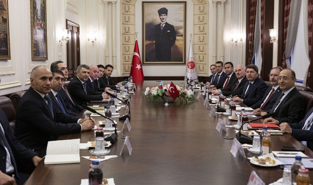 Bakan Tunç Azerbaycanlı heyeti kabul etti