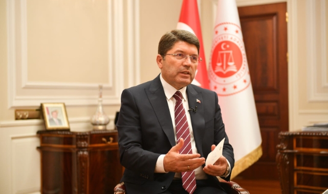 Bakan Tunç: "Türkiye'nin gri listeden çıkacağına inanıyorum"