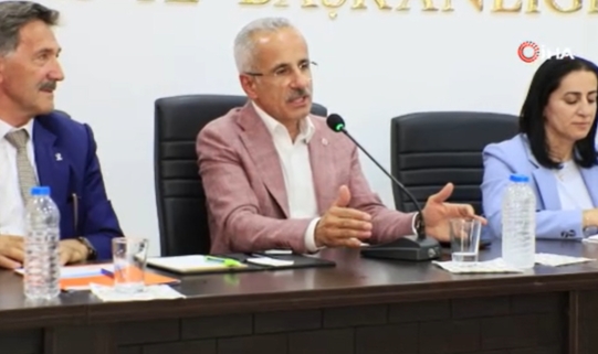 Bakan Uraloğlu, Hakkari'den ayrıldı