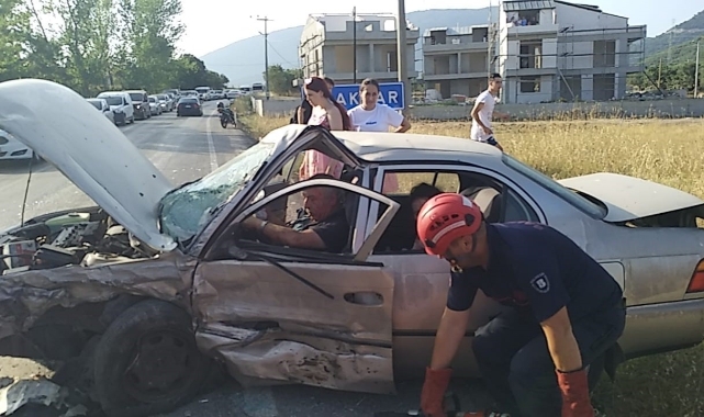 Balıkesir'de feci kaza: 6 yaralı