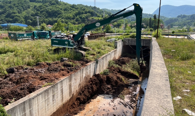 Bartın’da dere yatakları temizleniyor