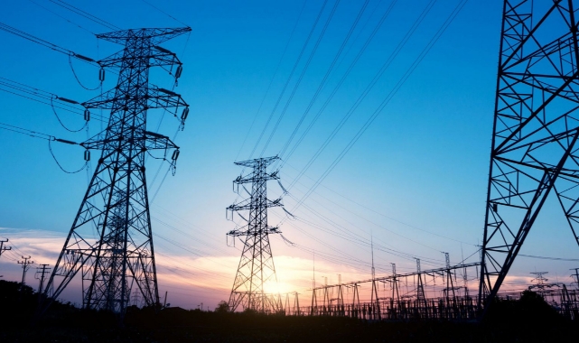 Bayram tatili elektrik tüketimini yüzde 30 düşürdü