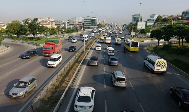 Bayram tatili sonrası trafik yoğunluğu