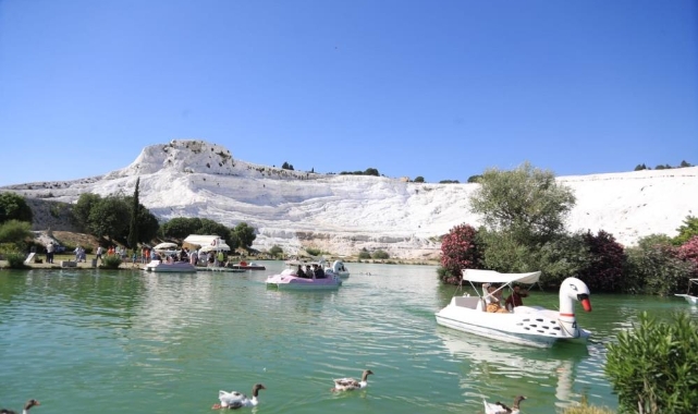 Bayram tatilinin gözdesi ‘Pamukkale’