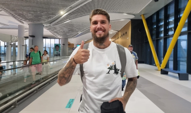 Beşiktaş'ın yeni stoperi İstanbul'da