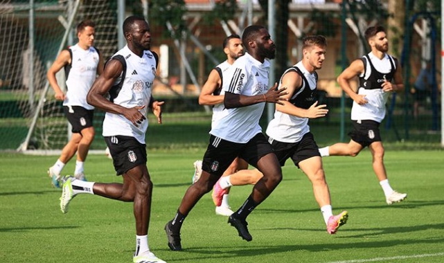 Beşiktaş, kondisyon ve taktik çalıştı