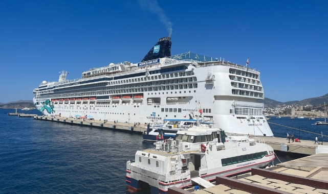 Bodrum’da kruvaziyer turizmi sürüyor