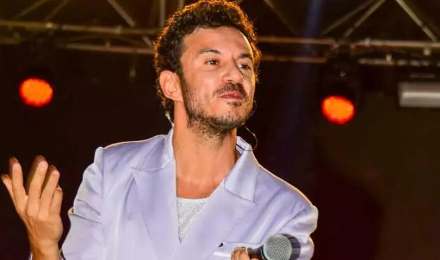 Buray söyledi Ezgi Şenler dinledi