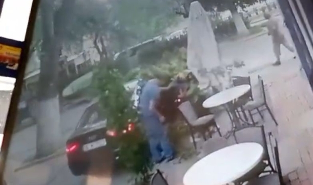Bursa'da ağaç dalı çocuğu teğet geçti