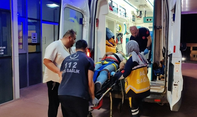 Bursa'da motosiklet traktöre çarptı: 1 yaralı