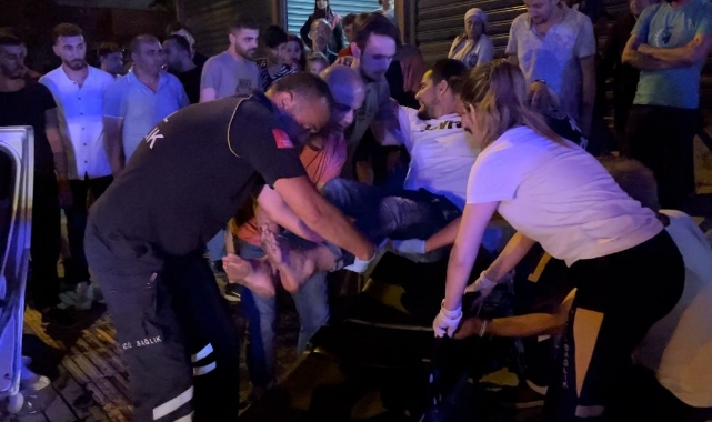 Bursa'da otomobil servis aracına çarptı! 5 yaralı