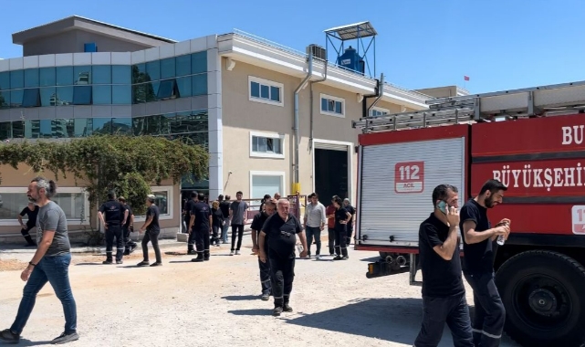 Bursa'daki fabrika yangınında 3 işçi dumandan etkilendi