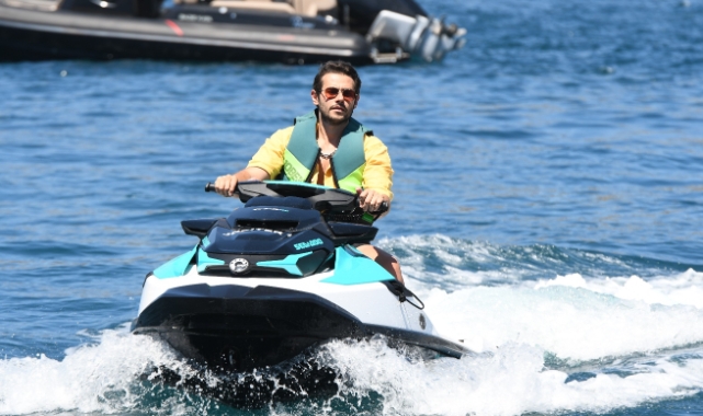 Cem Belevi'den jet-ski şov