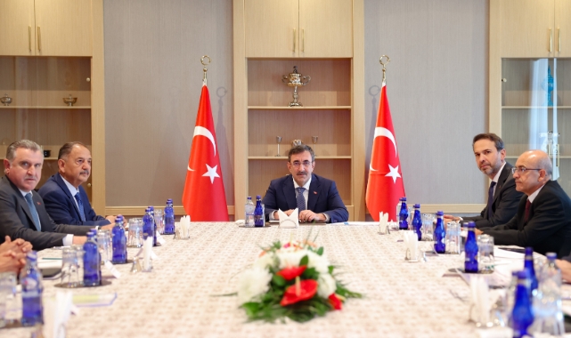 Cevdet Yılmaz: "Deprem bölgemizi eski yapısına kavuşturacağız"