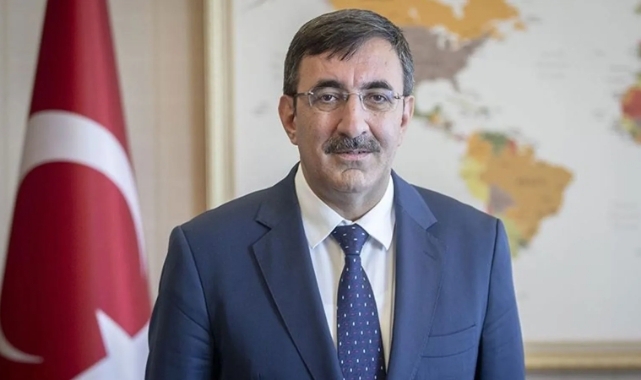 Cevdet Yılmaz: "Ekonomimiz kesintisiz büyüme eğilimini devam ettirdi"