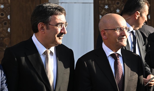Cevdet Yılmaz ve Bakan Şimşek Katar'a gidiyor
