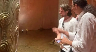 Christian Bale tarihi gezide!