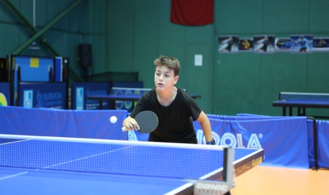 Çocuklara sporla iç içe tatil