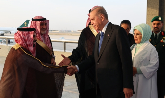 Cumhurbaşkanı Erdoğan Suudi Arabistan’da 