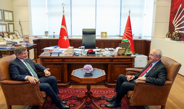 Davutoğlu, Kılıçdaroğlu'nu ziyaret etti