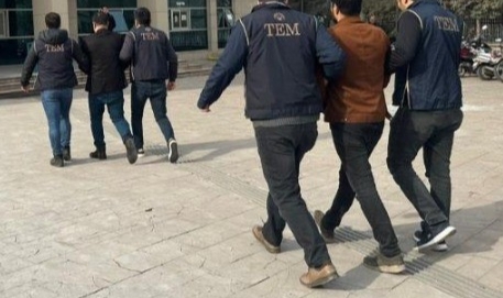 Denizli'de 2 FETÖ üyesi yakalandı