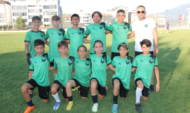 Denizlispor’un geleceği minikler, yeni sezonu açtı