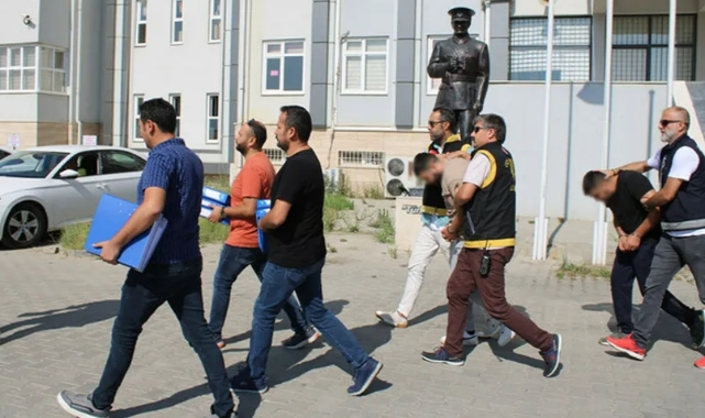 Depremzedeleri dolandıran 14 şüpheli tutuklandı