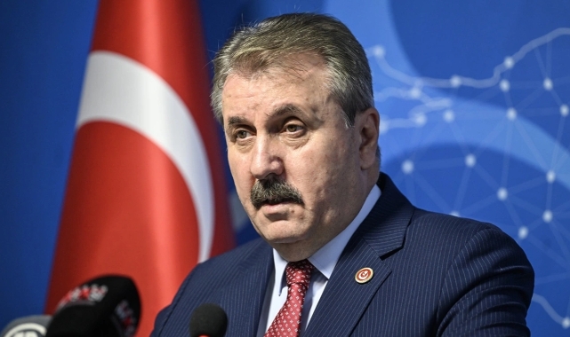 Destici'den Milli Eğitim Bakanı Yusuf Tekin'e destek
