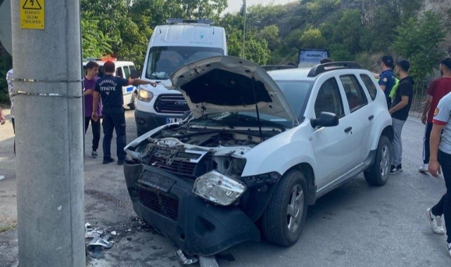 Direğe çarpan sürücü 4.25 promil alkollü çıktı