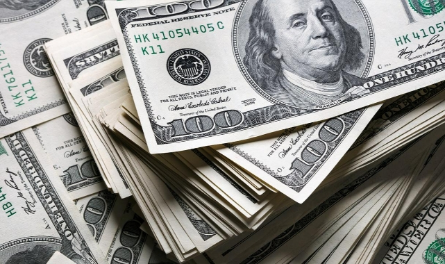 Dolar güne yükselerek başladı