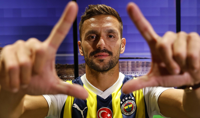 Dusan Tadic resmen Fenerbahçe'de!