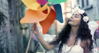 Ebru Şahin'in yıllar önceki hali ortaya çıktı