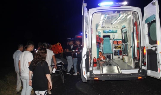 Edirne’de motosiklet yayaya çarptı: 2 yaralı