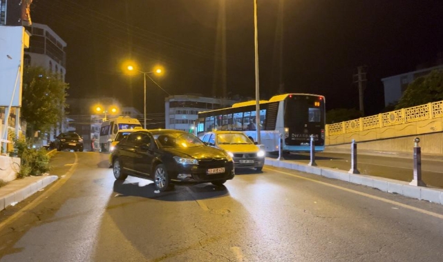 El frenini çekmeyi unutunca trafik kilitlendi