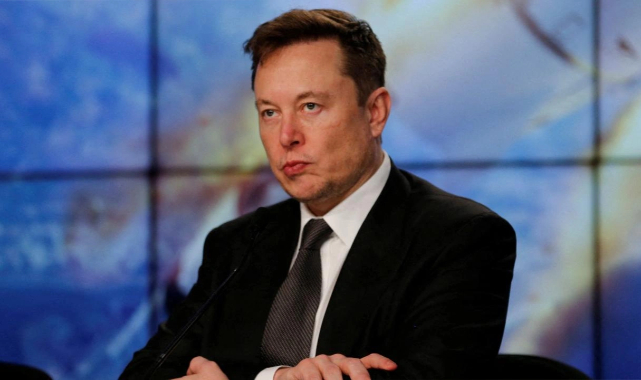 Elon Musk dediğini yaptı! Twitter'da flaş değişiklik