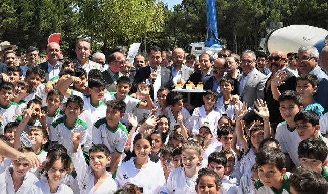 Emek'e modern spor tesisi
