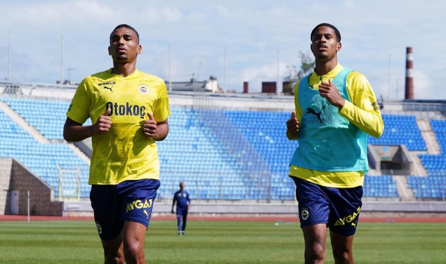 Fenerbahçe, dar alanda pas çalıştı
