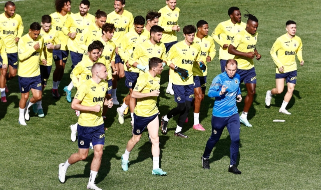 Fenerbahçe, Rusya kampında hazırlıklara başladı
