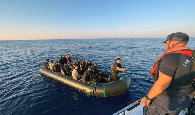 Fethiye’de 21 düzensiz göçmen kurtarıldı