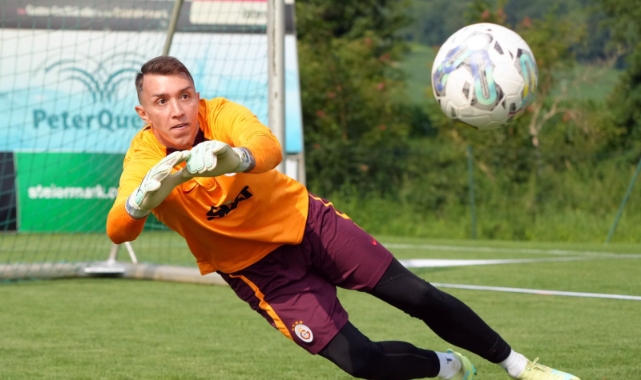 Galatasaray Avusturya'da çalışmalarını sürdürdü