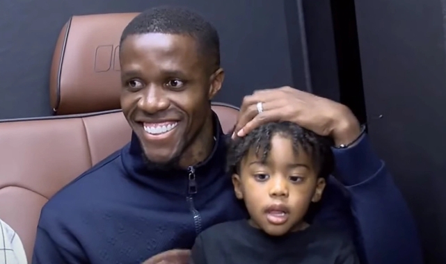 Galatasaray'ın yeni transferi Zaha İstanbul'da