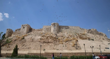Gaziantep Kalesinin restorasyonuna başlandı