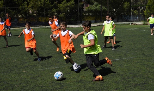 Geleceğin futbolcuları Çine'de yetişiyor