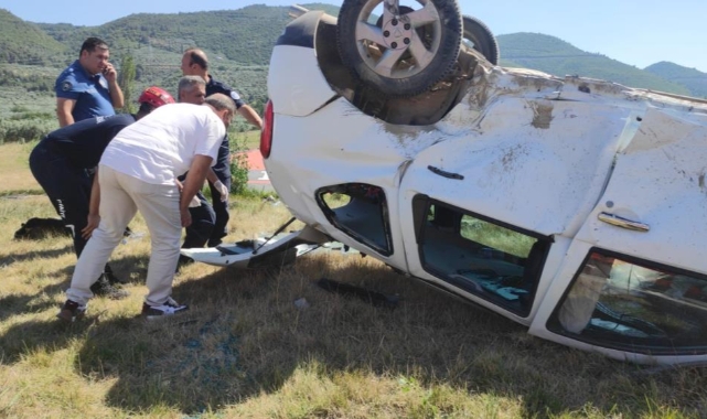 Gemlik'te otomobiller kafa kafaya çarpıştı: 1 ölü