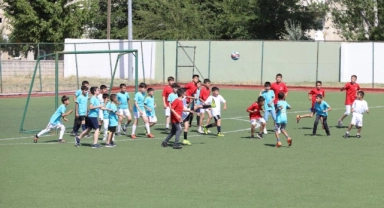 Genç'te Yaz Spor Okulları'nın açılışı yapıldı