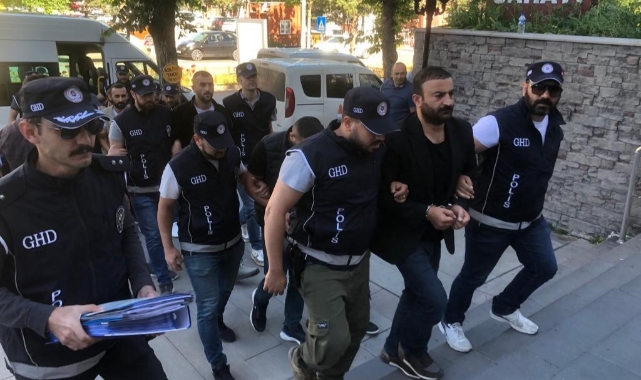 Göçmen kaçakçılarına polis operasyonu