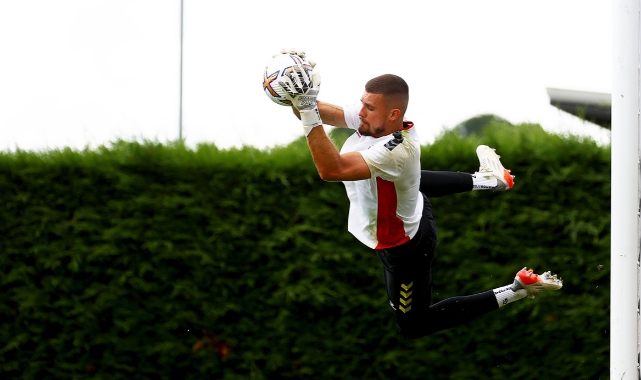 Göztepe'ye Premier Lig'den transfer