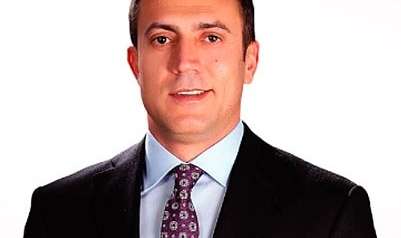 Hınıs Belediye Başkanı kürsüde kalp krizi geçirdi