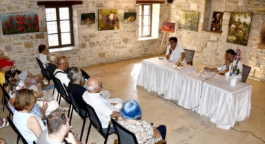 İbramaki Sanat Galerisi Oyuncu Uygur’u ağırladı