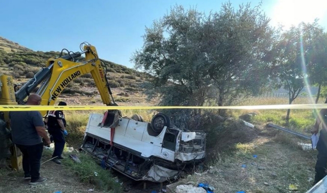 İşçi midibüsü kaza yaptı! 1 ölü, 35 yaralı